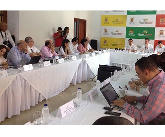 Funcionarios HUC y Super Salud