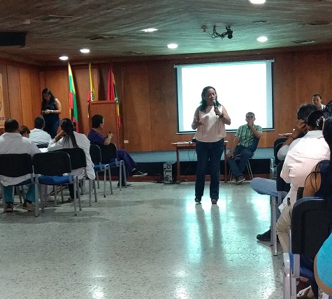 Capacitacion en climaco silva del HUC